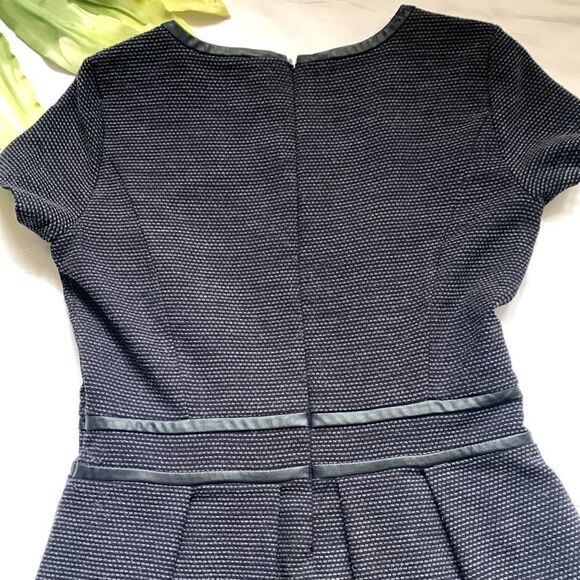 ⭐️TOMMY Hilfiger Flare Faux Leather Detail Dress⭐️ - Picture 8 of 10